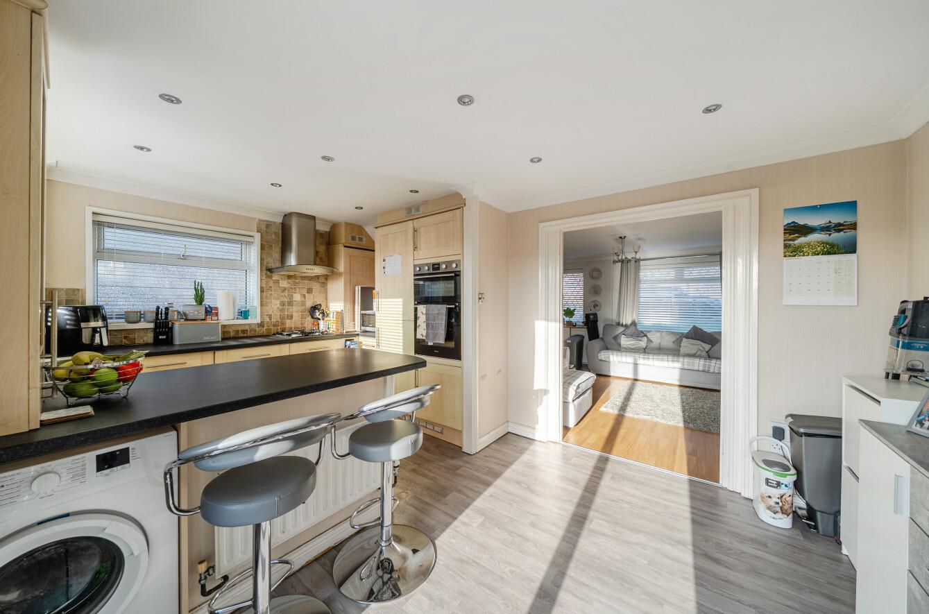 Clos Rhymni, Cwmrhydyceirw, Swansea, SA6 6RB